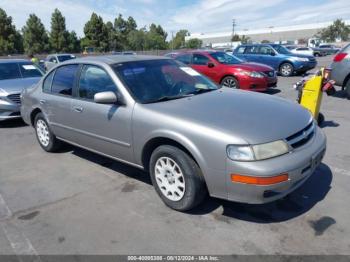  Salvage Nissan Maxima