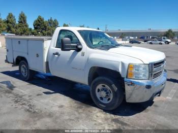  Salvage Chevrolet Silverado 2500