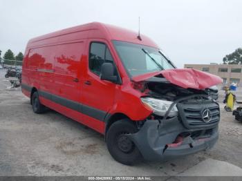  Salvage Mercedes-Benz Sprinter 2500