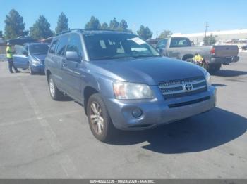  Salvage Toyota Highlander