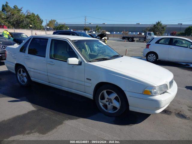  Salvage Volvo S70