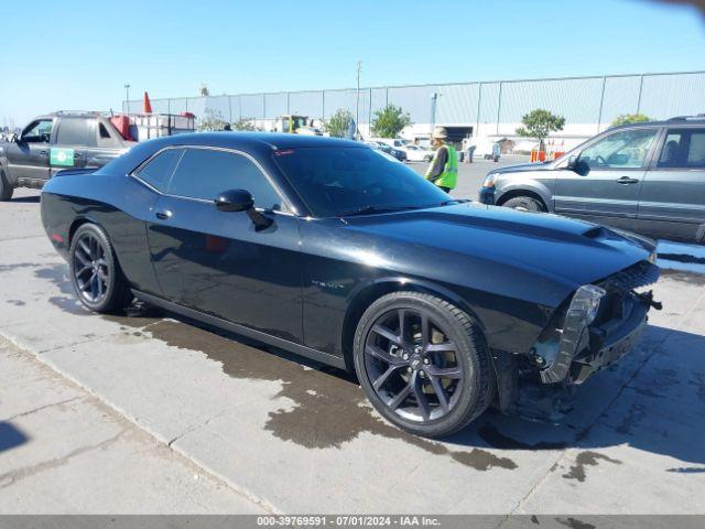  Salvage Dodge Challenger