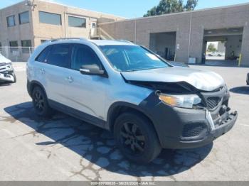  Salvage Kia Sorento