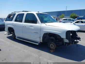  Salvage GMC Yukon