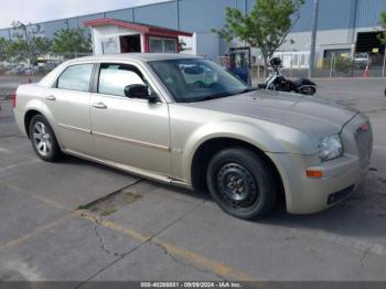  Salvage Chrysler 300