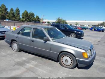  Salvage Mercedes-Benz 300