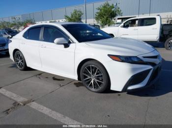  Salvage Toyota Camry