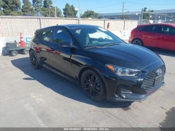  Salvage Hyundai VELOSTER