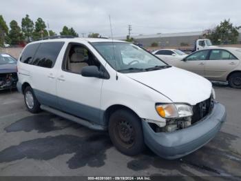  Salvage Toyota Sienna