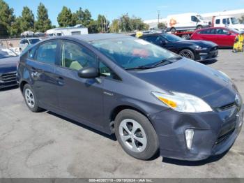  Salvage Toyota Prius