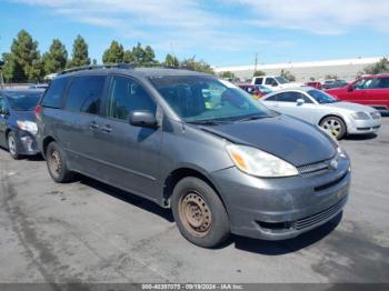  Salvage Toyota Sienna