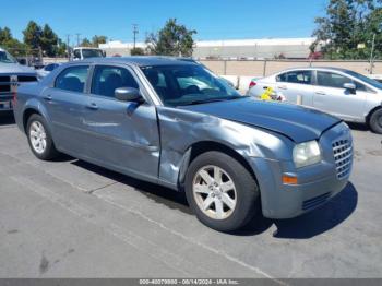  Salvage Chrysler 300