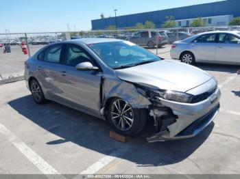  Salvage Kia Forte