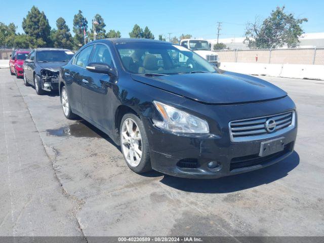  Salvage Nissan Maxima