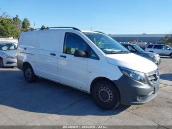  Salvage Mercedes-Benz Metris