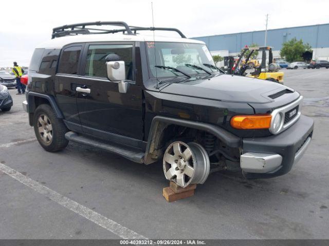  Salvage Toyota FJ Cruiser