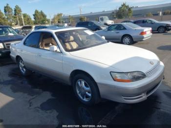  Salvage Lexus Es