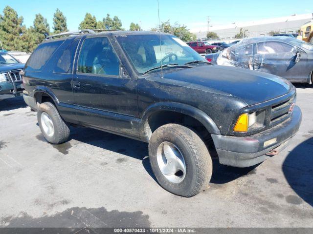  Salvage Chevrolet Blazer