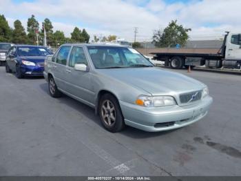  Salvage Volvo S70