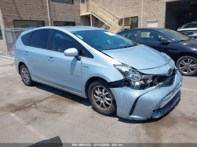  Salvage Toyota Prius v