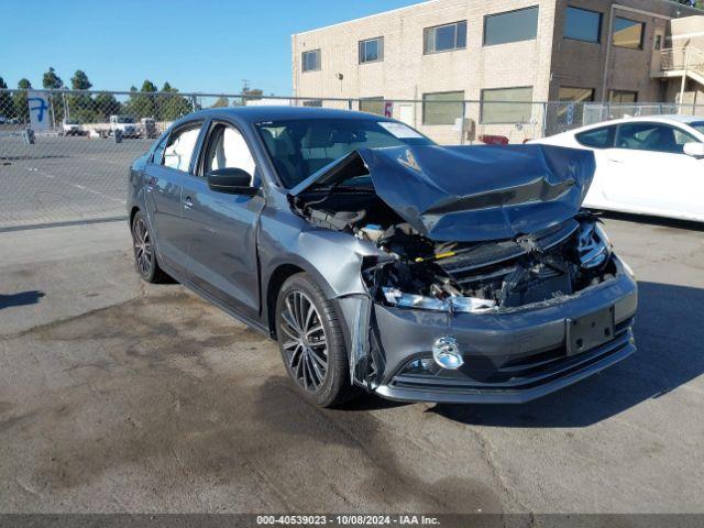  Salvage Volkswagen Jetta