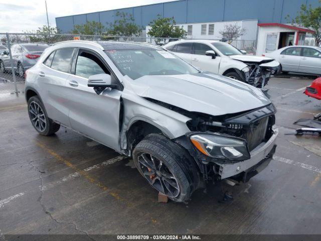  Salvage Mercedes-Benz GLA