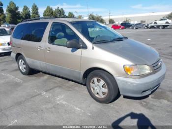  Salvage Toyota Sienna