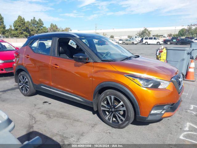  Salvage Nissan Kicks