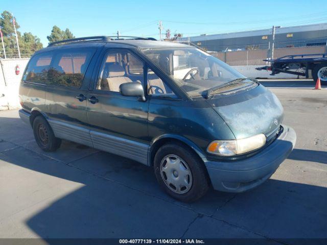  Salvage Toyota Previa