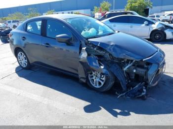  Salvage Toyota Yaris