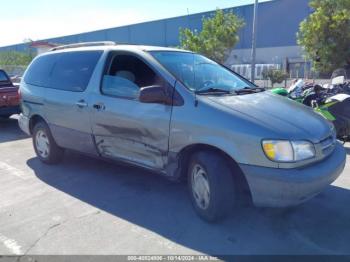  Salvage Toyota Sienna