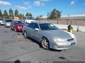  Salvage Lexus Es