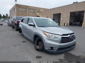  Salvage Toyota Highlander