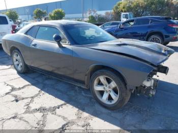  Salvage Dodge Challenger