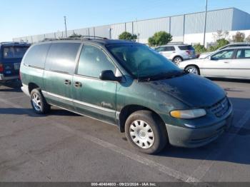  Salvage Plymouth Grand Voyager