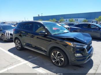  Salvage Hyundai TUCSON