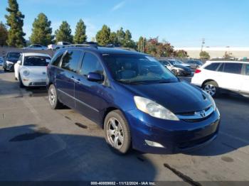  Salvage Toyota Sienna