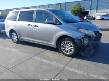  Salvage Toyota Sienna