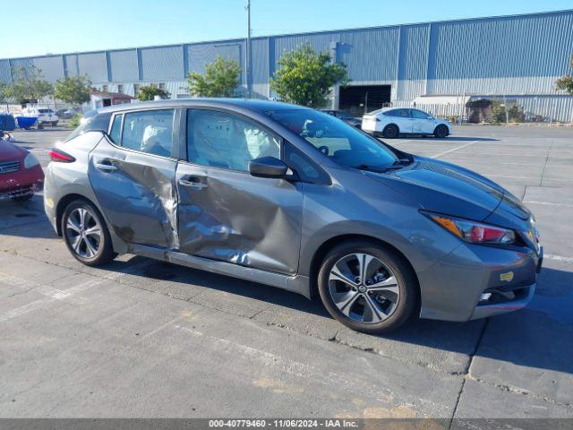  Salvage Nissan LEAF