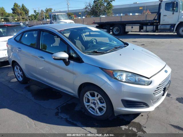  Salvage Ford Fiesta