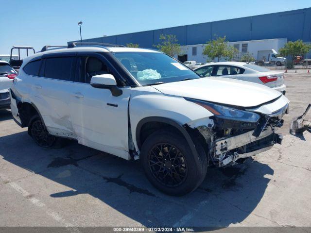  Salvage Toyota Highlander