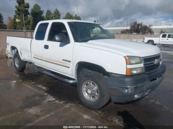  Salvage Chevrolet Silverado 2500