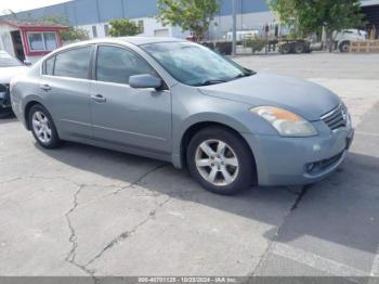  Salvage Nissan Altima