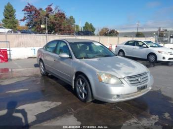  Salvage Nissan Altima