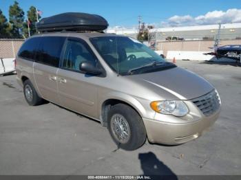  Salvage Chrysler Town & Country