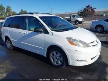  Salvage Toyota Sienna