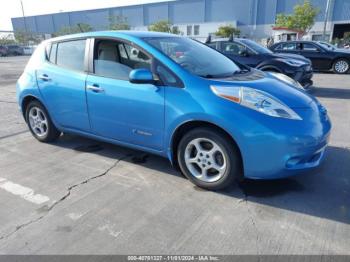  Salvage Nissan LEAF