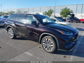  Salvage Toyota Highlander