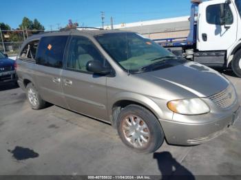  Salvage Chrysler Town & Country