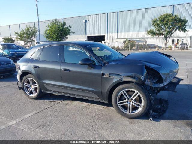  Salvage Porsche Macan